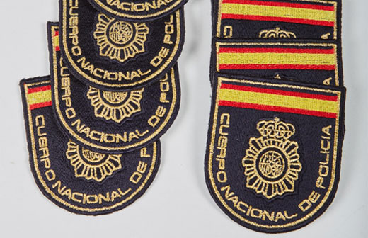 Escudos bordados online personalizados precios